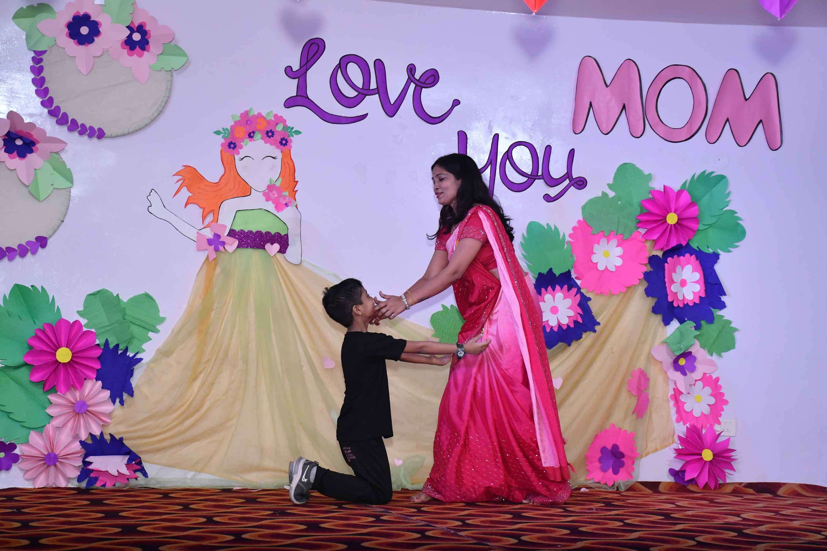 Divine Shine Public School