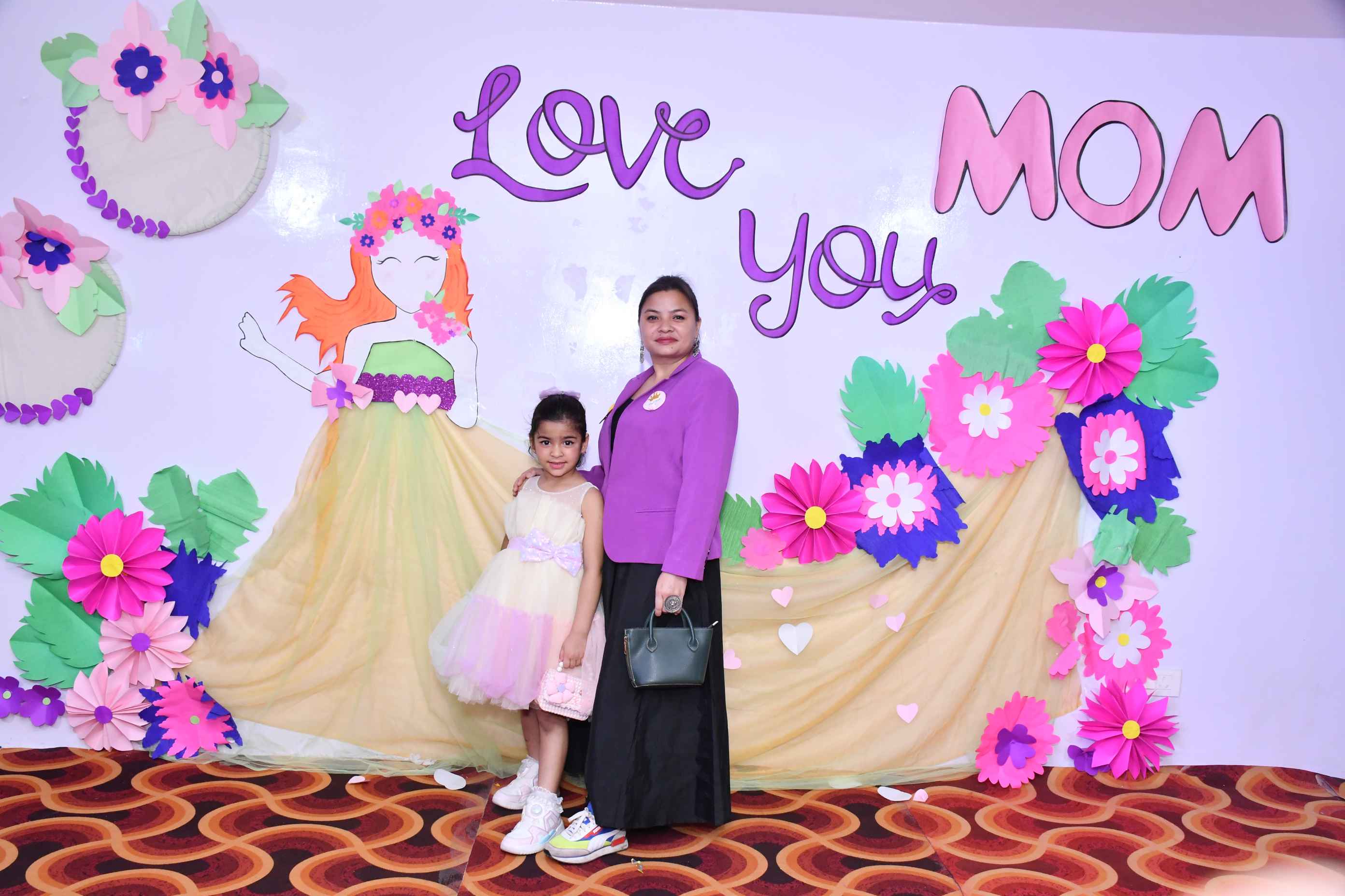 Divine Shine Public School